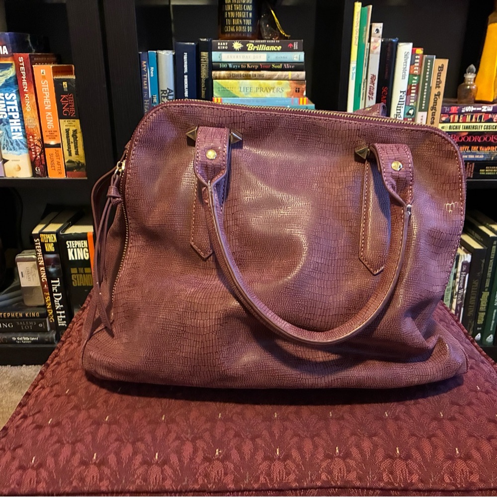 Elegant burgundy Women's Handbag